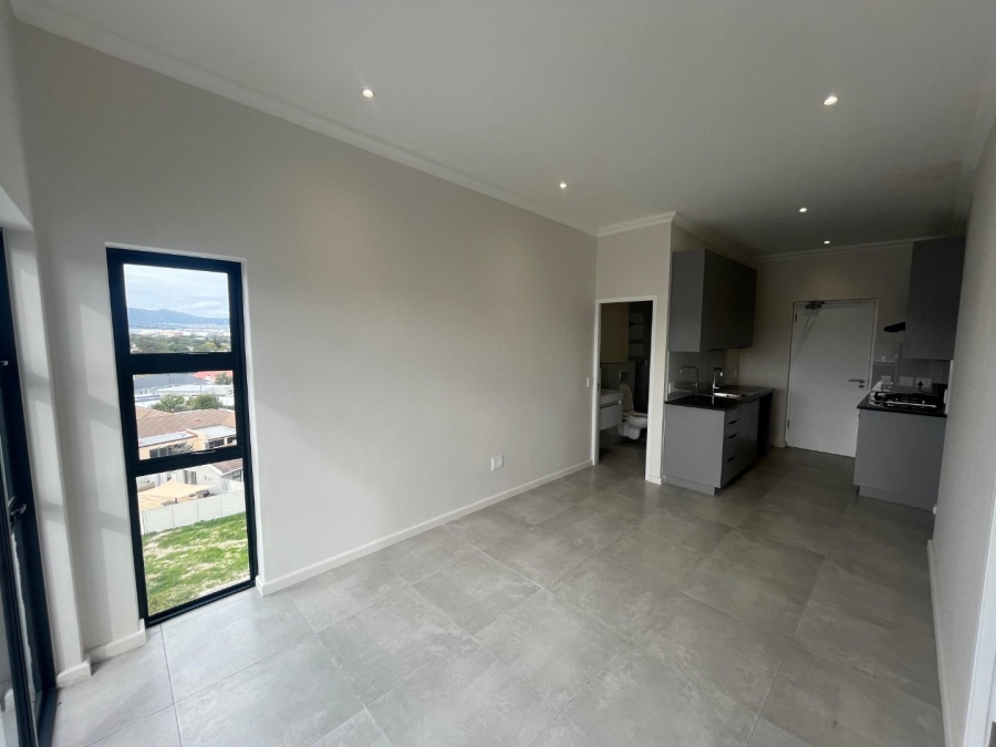 2 Bedroom Property for Sale in Flamingo Vlei Western Cape